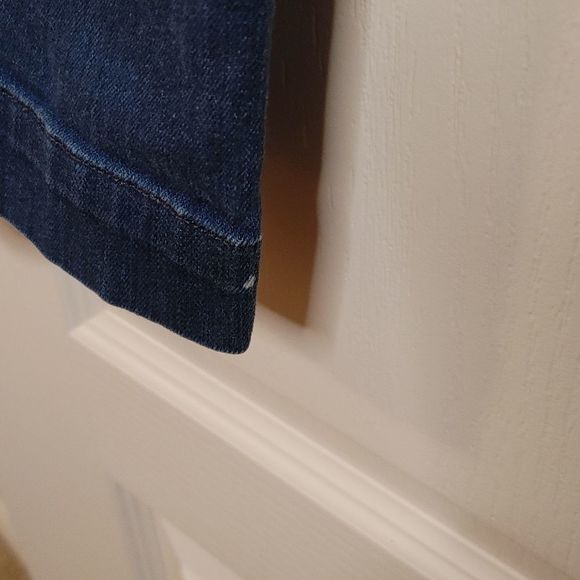 7 for all Mankind Cropped Jeans Size 24 - Picture 6 of 6